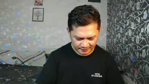 adorableasianboy online show from April 16, 2026, 10:38 am