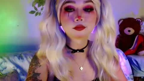 Snapshot of adorableslutxxx chatting on October 31, 2025, 8:43 pm jasmine online show from October 31, 2025, 8:43 pm