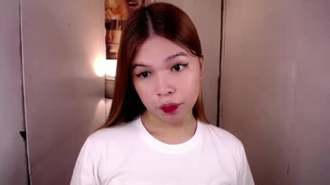 adorabletsforyouxx online show from March 4, 2025, 8:05 pm