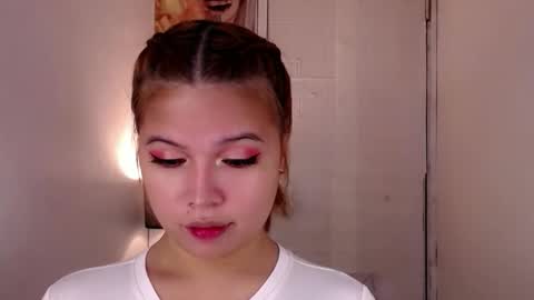 adorabletsforyouxx online show from September 8, 2025, 5:12 pm