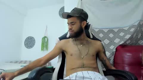 Snapshot of adri_sexboy229 chatting on October 12, 2025, 6:23 am adri_sexboy229 online show from October 12, 2025, 6:23 am