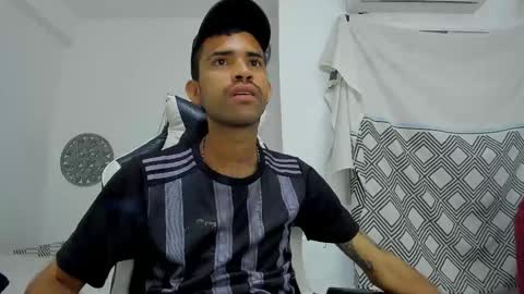 Snapshot of adri_sexboy229 chatting on October 15, 2025, 2:01 am adri_sexboy229 online show from October 15, 2025, 2:01 am