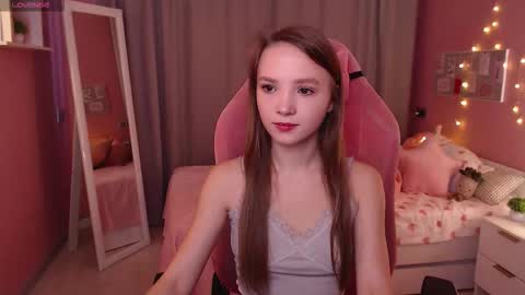 Eva online show from November 16, 2025, 7:36 am