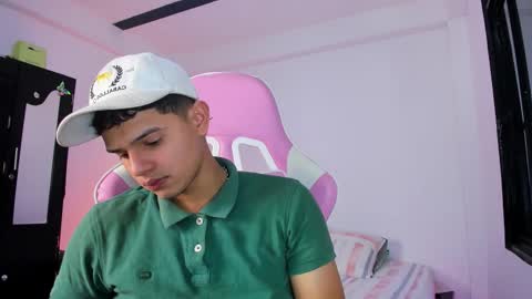 Snapshot of adrian_prime_ chatting on February 16, 2026, 6:59 pm ADRIAN online show from February 16, 2026, 6:59 pm