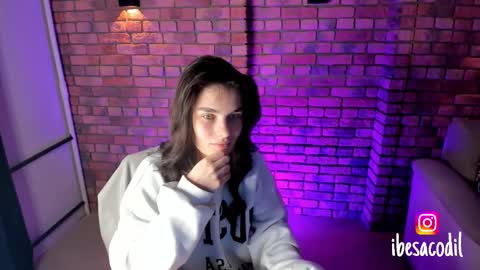 Snapshot of adriana_allen chatting on January 17, 2025, 10:01 pm Adri online show from January 17, 2025, 10:01 pm