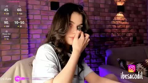 Snapshot of adriana_allen chatting on January 20, 2025, 10:48 pm Adri online show from January 20, 2025, 10:48 pm