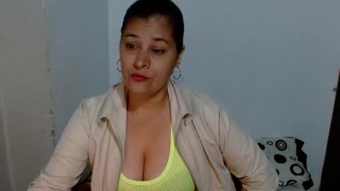 Adriana milf online show from October 11, 2025, 5:17 am