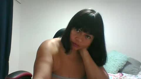 adrianagogo18 online show from November 29, 2025, 3:48 pm