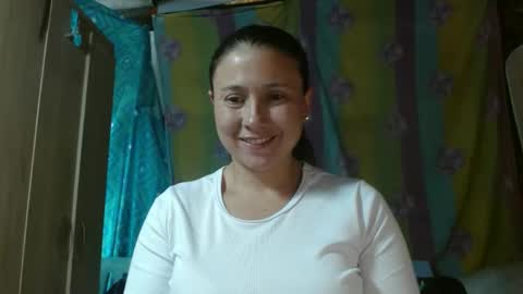 Adriana Tellez online show from January 20, 2025, 7:04 pm