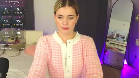 adrianawow1 online show from March 9, 2025, 3:32 am