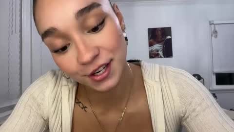 Adrianna  online show from February 8, 2025, 2:47 am