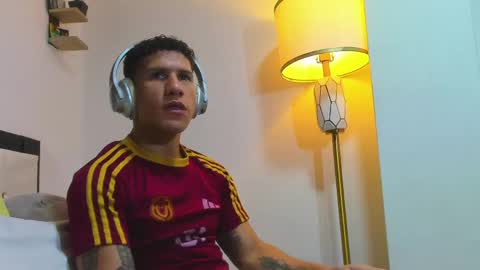 Adrian online show from April 21, 2026, 4:19 am