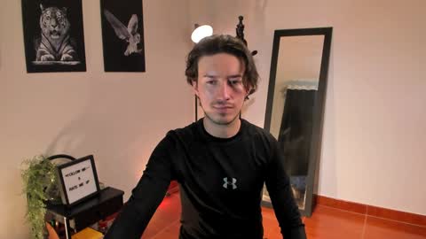 Snapshot of adrianwilliams_ chatting on February 5, 2025, 8:14 pm Adrian Williams online show from February 5, 2025, 8:14 pm