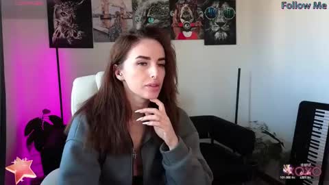 Adriana online show from February 13, 2025, 10:12 am