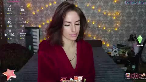 Adriana online show from November 17, 2025, 8:42 am