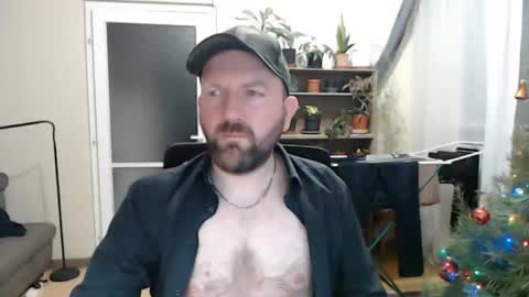 Felix84 online show from December 21, 2025, 10:28 pm