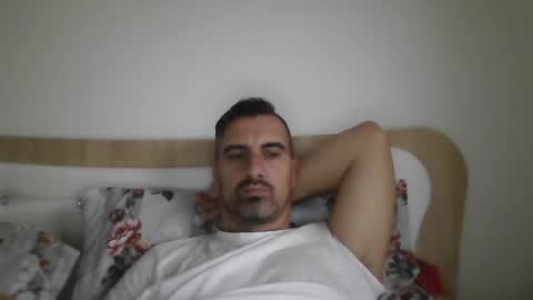 Adrian online show from November 11, 2025, 6:46 am