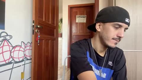 Luci online show from September 9, 2025, 6:40 pm