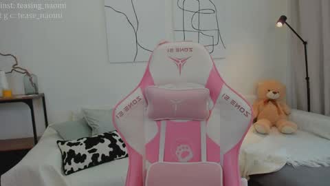 Naomi My instagram account - teasing naomi online show from April 1, 2026, 5:30 am