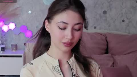 AffiinaLovsx online show from March 31, 2026, 6:36 am