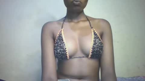 Snapshot of african_beuty20 chatting on April 3, 2026, 3:48 am Wendy online show from April 3, 2026, 3:48 am