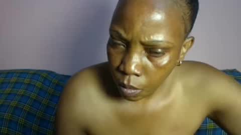 Snapshot of african_divaa chatting on February 20, 2026, 5:26 am african_divaa online show from February 20, 2026, 5:26 am