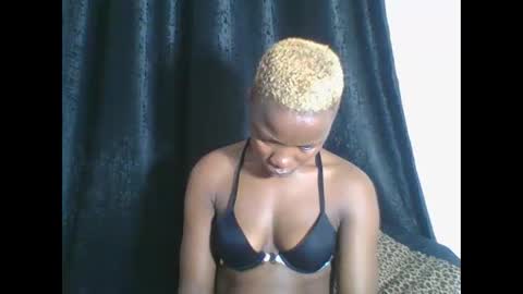 Snapshot of africanprincess24 chatting on February 2, 2026, 2:10 am PHOEBE online show from February 2, 2026, 2:10 am