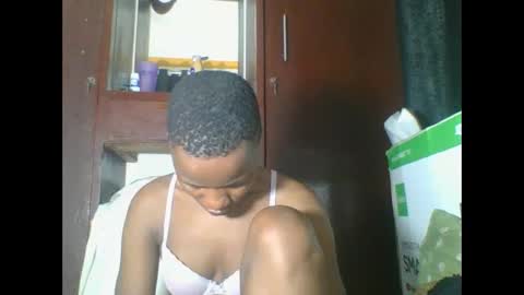 Snapshot of africanprincess24 chatting on April 17, 2026, 3:09 am PHOEBE online show from April 17, 2026, 3:09 am
