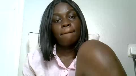 Snapshot of afronubians chatting on September 18, 2025, 5:48 pm afronubians online show from September 18, 2025, 5:48 pm