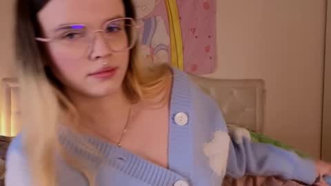 afterdarkduo online show from October 21, 2025, 6:52 pm