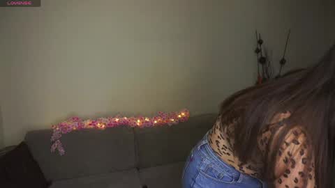 Lana  1800 - 0330 UTC   Mia 0700- 1630 UTC online show from April 7, 2026, 6:14 am