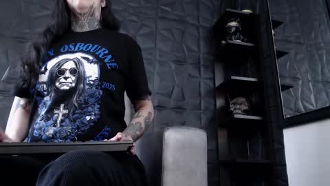 Snapshot of agata_darkness chatting on October 25, 2025, 5:19 pm Miss Agata online show from October 25, 2025, 5:19 pm