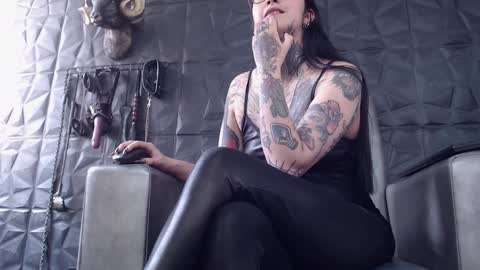 Snapshot of agata_darkness chatting on February 6, 2026, 6:22 pm Miss Agata online show from February 6, 2026, 6:22 pm