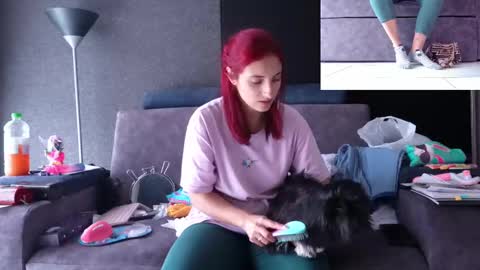 Agata Collinss online show from September 17, 2025, 7:37 pm