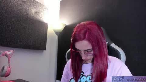 Snapshot of agatacollinsss chatting on February 25, 2026, 8:07 pm Agata Collinss online show from February 25, 2026, 8:07 pm