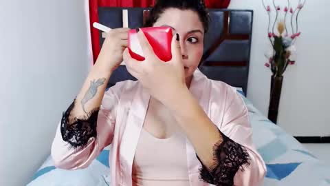 johana online show from November 27, 2025, 4:09 pm