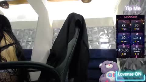 Agatha online show from December 4, 2025, 12:03 pm