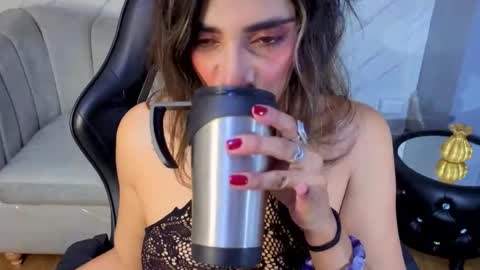 Snapshot of agatha_brooks_t chatting on March 11, 2026, 12:33 pm AGATHA online show from March 11, 2026, 12:33 pm