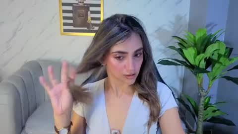 Snapshot of agatha_brooks_t chatting on April 11, 2026, 12:31 pm AGATHA online show from April 11, 2026, 12:31 pm