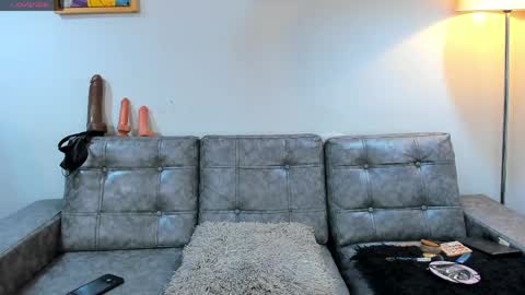 Snapshot of agatha_foxy1 chatting on April 23, 2026, 6:14 am NATASHA online show from April 23, 2026, 6:14 am