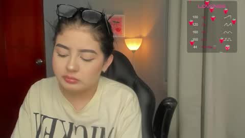 Snapshot of agatha_riccie chatting on February 15, 2026, 6:21 am Cat online show from February 15, 2026, 6:21 am