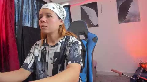 agatha_walter_ online show from October 5, 2025, 3:54 pm