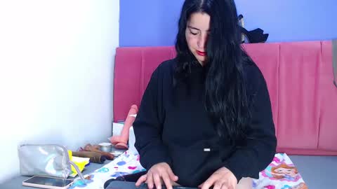 agathacorlincm101 online show from February 19, 2025, 12:55 pm