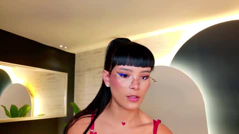 Agatha online show from November 6, 2025, 9:26 pm