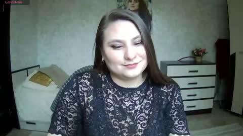 agathamyers online show from May 1, 2026, 9:58 am
