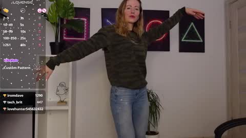 Agelina Lilly Laura online show from February 19, 2025, 10:56 am