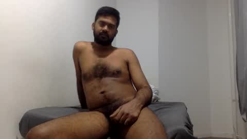 aggaggs online show from September 21, 2025, 12:45 am