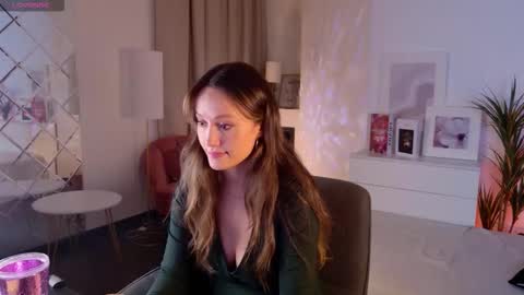 Agnes online show from February 26, 2026, 9:03 pm