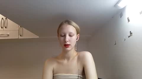 Snapshot of agnesmolima chatting on November 14, 2025, 1:04 am Monica online show from November 14, 2025, 1:04 am