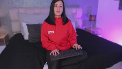 Ahmara  online show from March 12, 2025, 2:23 pm